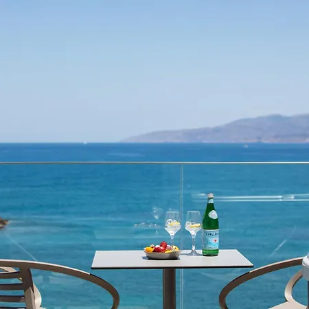 Apartmán Skipper Beachfront Hersonissos (Crete)