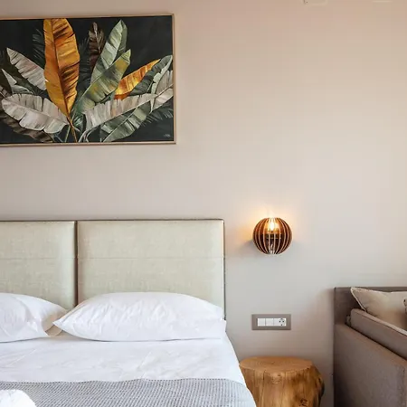 Skipper Beachfront Hersonissos (Crete)