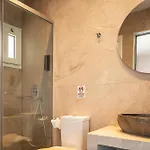Skipper Beachfront Διαμέρισμα