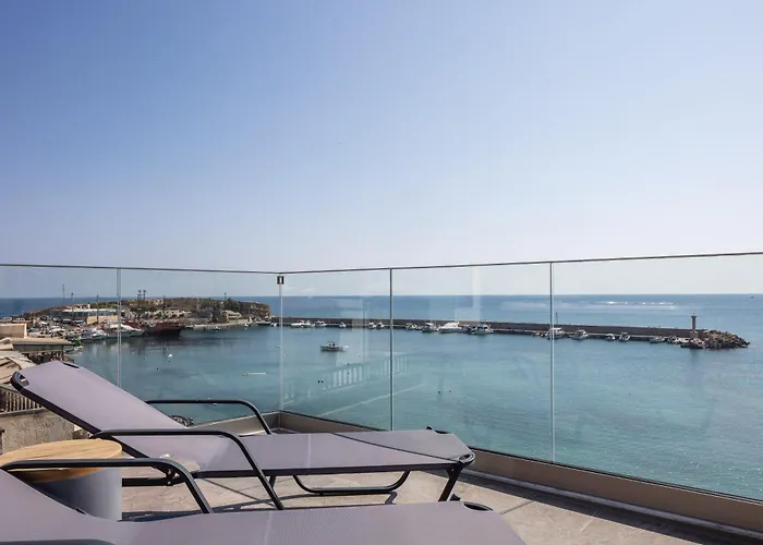 Apartment Skipper Beachfront *