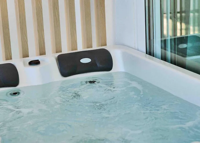 Skipper Beachfront アパート ヘルソニソス