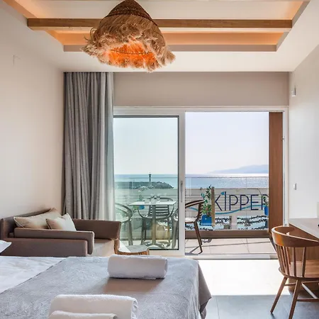 Skipper Beachfront ヘルソニソス