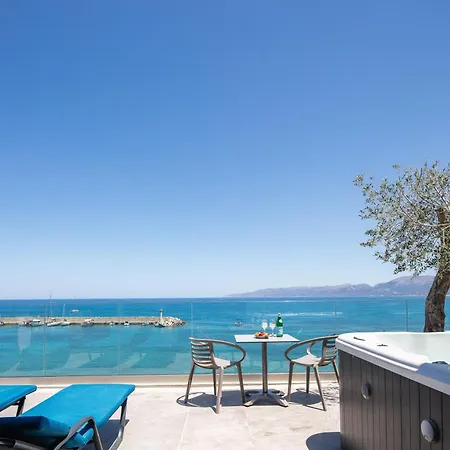 アパート Skipper Beachfront ヘルソニソス